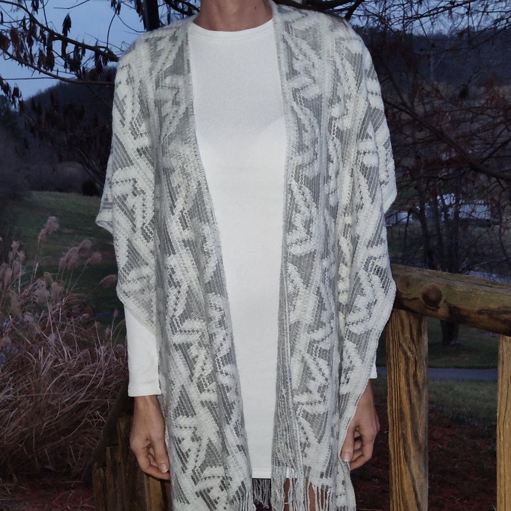 Just Be White Knit Shawl With Beautiful Pattern